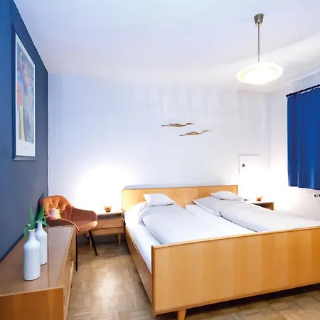 & Restaurant Zur Glocke Hotel Hochstadt an der Donau