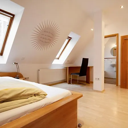 & Restaurant Zur Glocke Hotel 3*