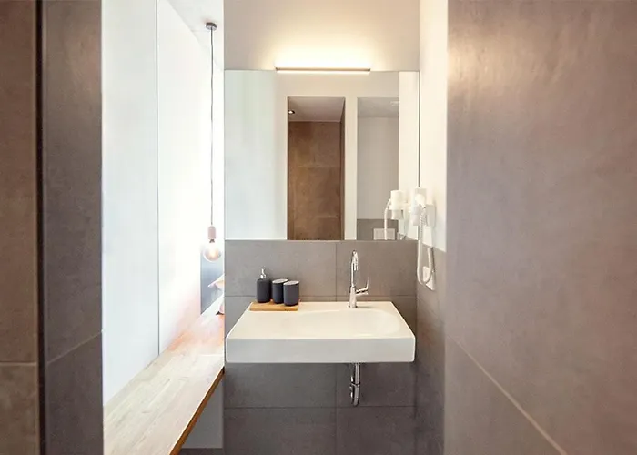 Hotel & Restaurant Zur Glocke 3*
