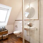 & Restaurant Zur Glocke Hotel Hochstadt an der Donau