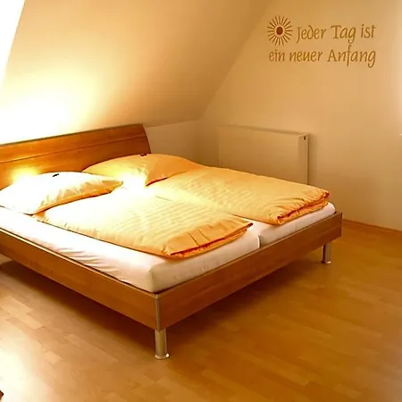 & Restaurant Zur Glocke 호텔