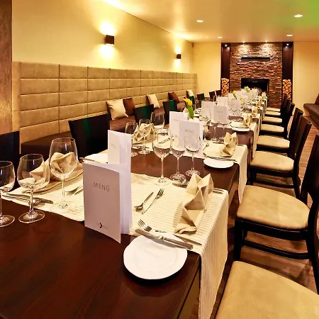 Hotell & Restaurant Zur Glocke Hochstadt an der Donau