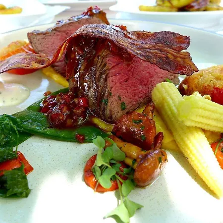 & Restaurant Zur Glocke Hochstadt an der Donau