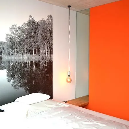 Otel & Restaurant Zur Glocke 3*