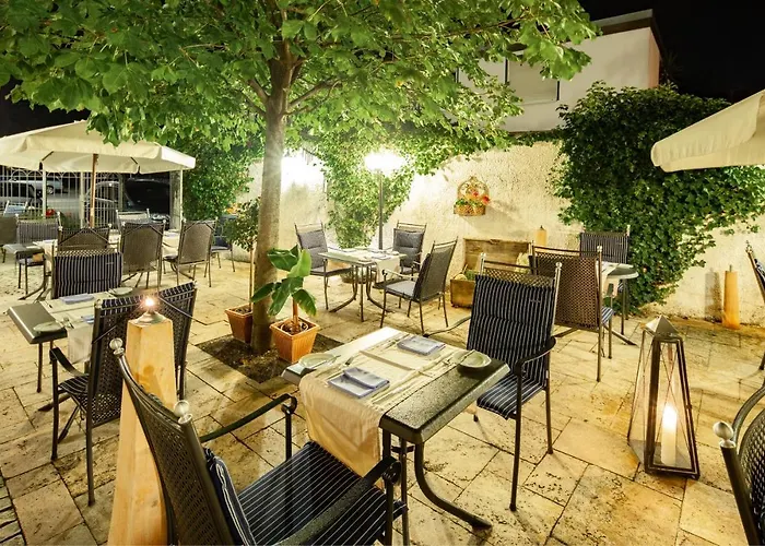 & Restaurant Zur Glocke 3*