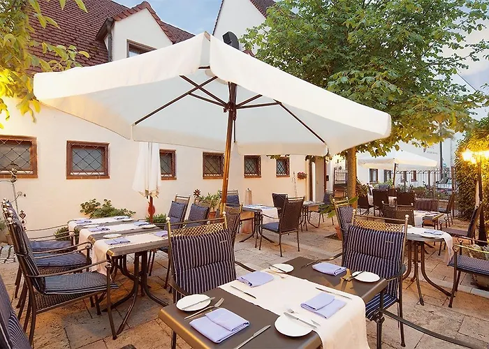 & Restaurant Zur Glocke ホテル Höchstädt an der Donau